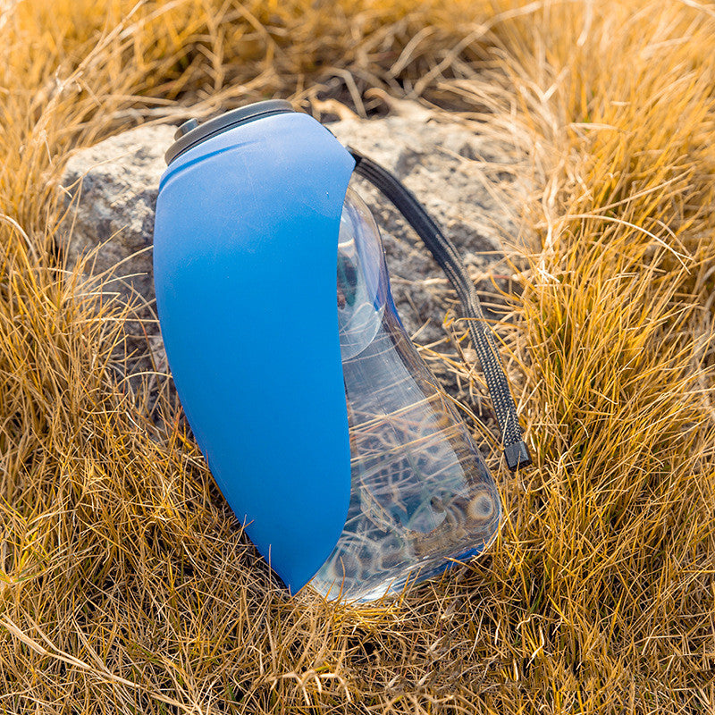 Fantastic Portable Drinking Water Bottle For All Dog Sizes - Daisy's Amazing Deals